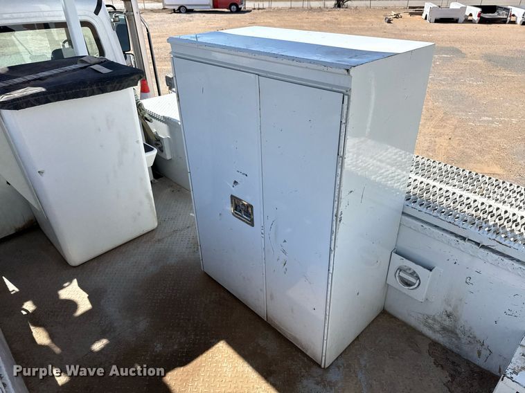 image for item ED5545 2016 Freightliner Business Class M2 digger derrick truck