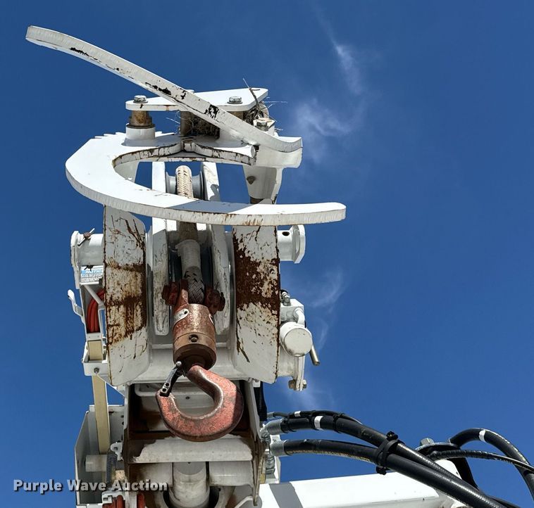 image for item ED5545 2016 Freightliner Business Class M2 digger derrick truck