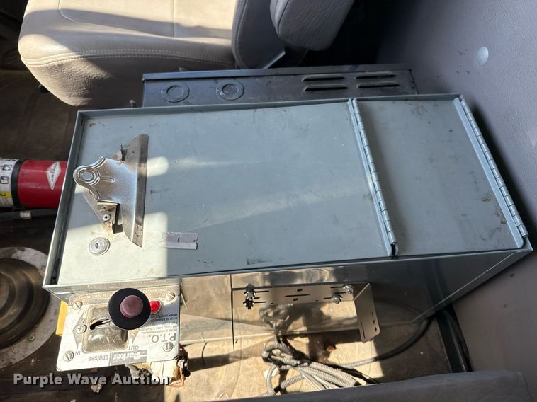 image for item ED5545 2016 Freightliner Business Class M2 digger derrick truck