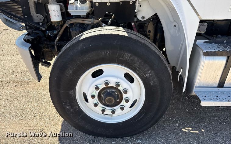 image for item ED5545 2016 Freightliner Business Class M2 digger derrick truck