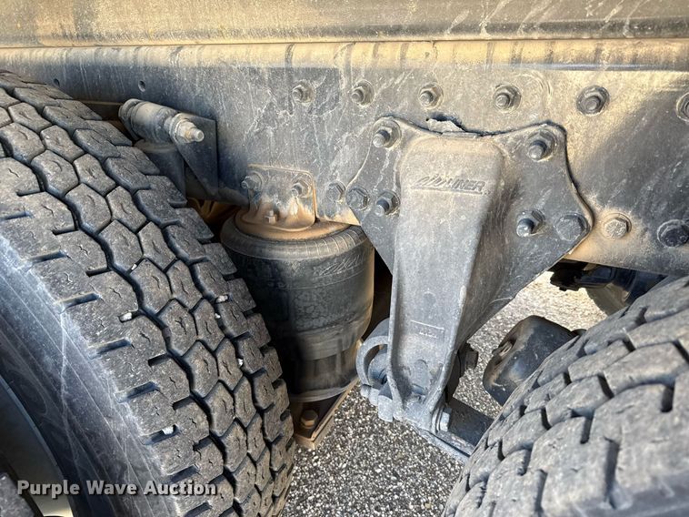 image for item ED5545 2016 Freightliner Business Class M2 digger derrick truck