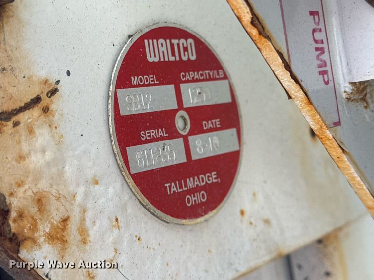 image for item EG2443 2010 Freightliner Business Class M2 Ext. Cab utility / service truck