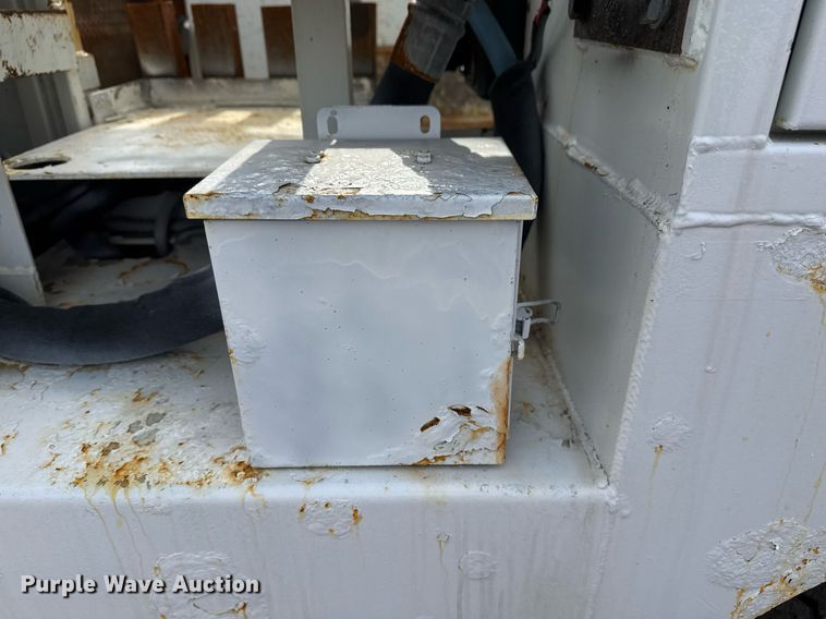 image for item EG2443 2010 Freightliner Business Class M2 Ext. Cab utility / service truck