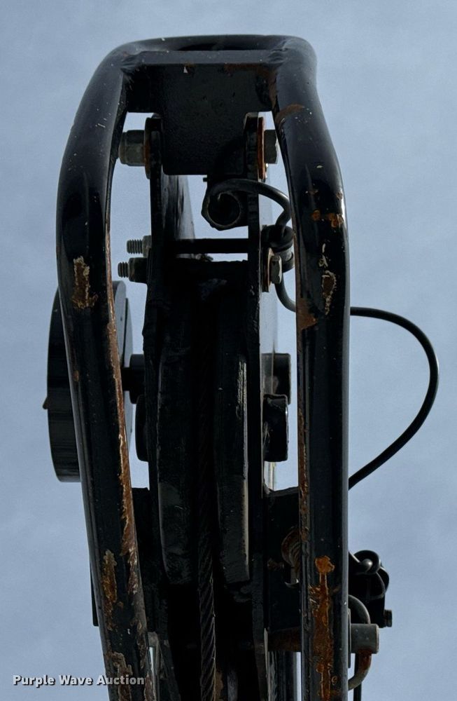 image for item EG2443 2010 Freightliner Business Class M2 Ext. Cab utility / service truck