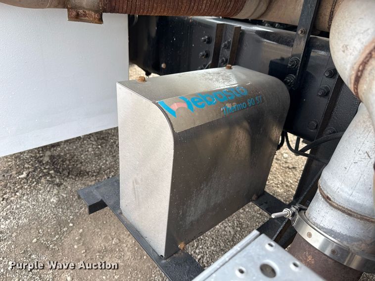 image for item EG2443 2010 Freightliner Business Class M2 Ext. Cab utility / service truck