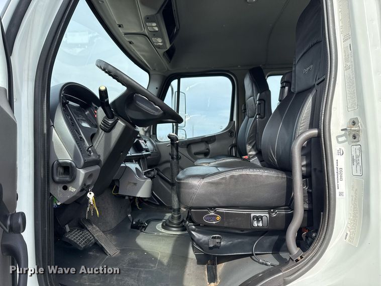 image for item EG2443 2010 Freightliner Business Class M2 Ext. Cab utility / service truck