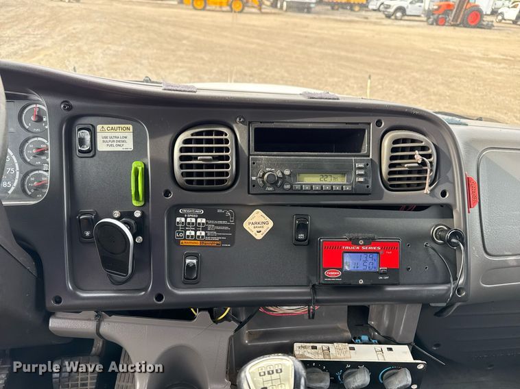 image for item EG2443 2010 Freightliner Business Class M2 Ext. Cab utility / service truck