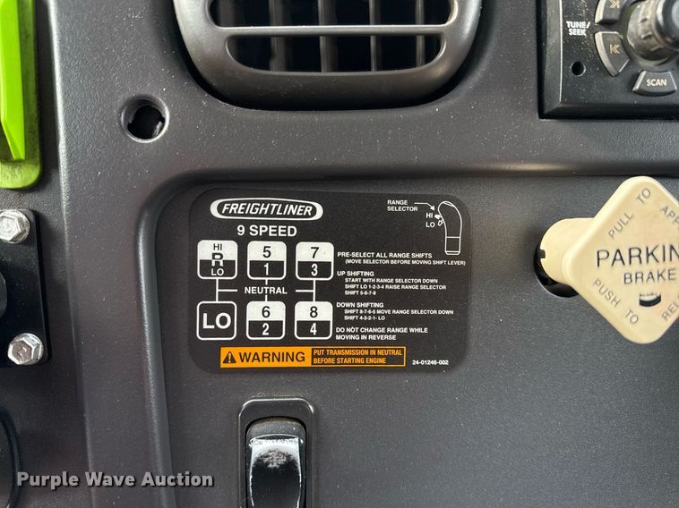 image for item EG2443 2010 Freightliner Business Class M2 Ext. Cab utility / service truck