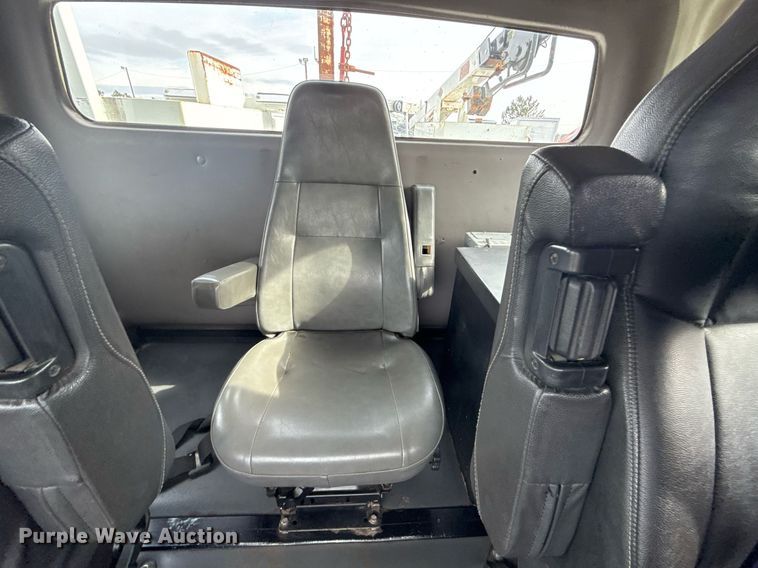 image for item EG2443 2010 Freightliner Business Class M2 Ext. Cab utility / service truck