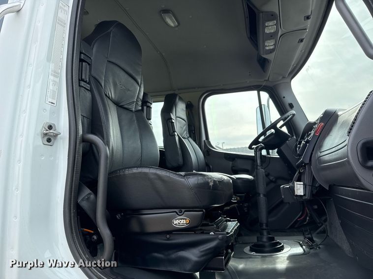 image for item EG2443 2010 Freightliner Business Class M2 Ext. Cab utility / service truck