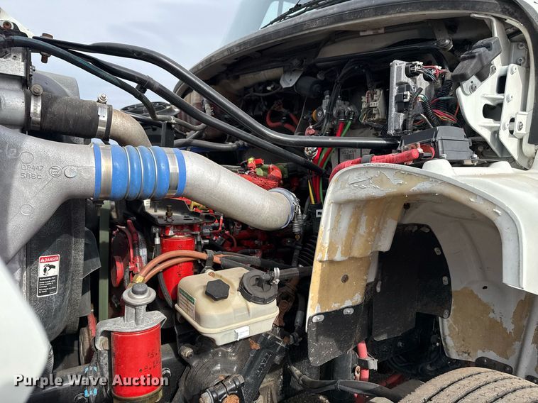 image for item EG2443 2010 Freightliner Business Class M2 Ext. Cab utility / service truck