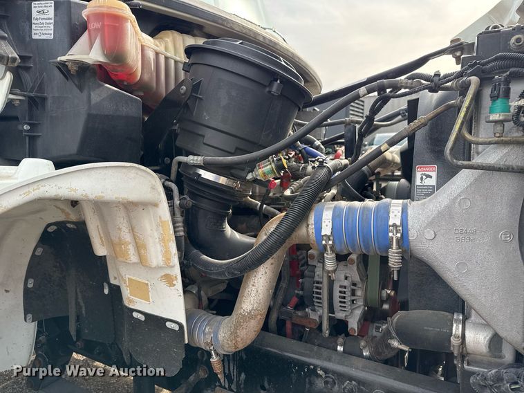 image for item EG2443 2010 Freightliner Business Class M2 Ext. Cab utility / service truck