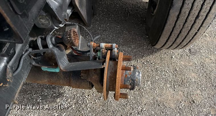 image for item EG2443 2010 Freightliner Business Class M2 Ext. Cab utility / service truck