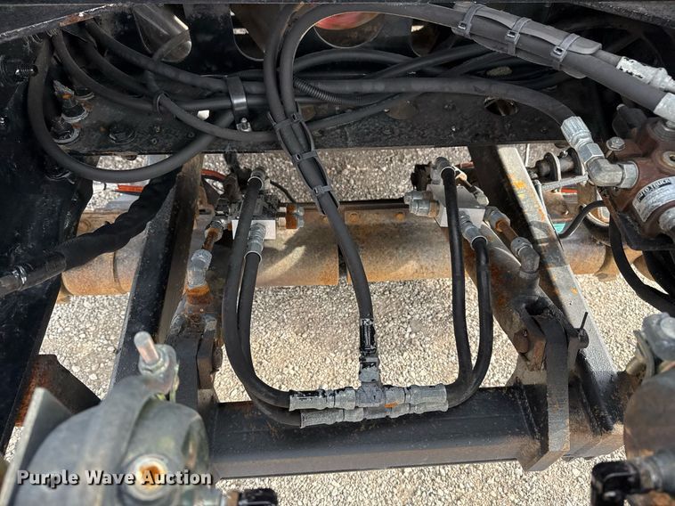 image for item EG2443 2010 Freightliner Business Class M2 Ext. Cab utility / service truck