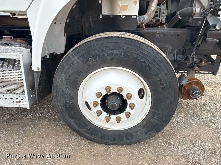 image for item EG2443 2010 Freightliner Business Class M2 Ext. Cab utility / service truck