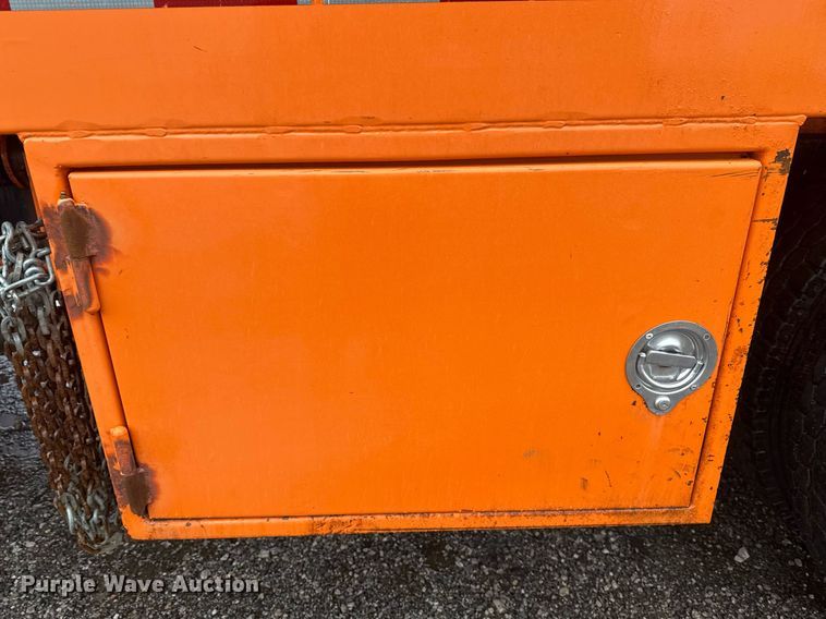 image for item EG2514 2012 International 7600 vacuum truck