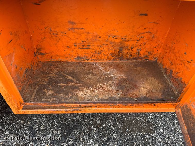 image for item EG2514 2012 International 7600 vacuum truck