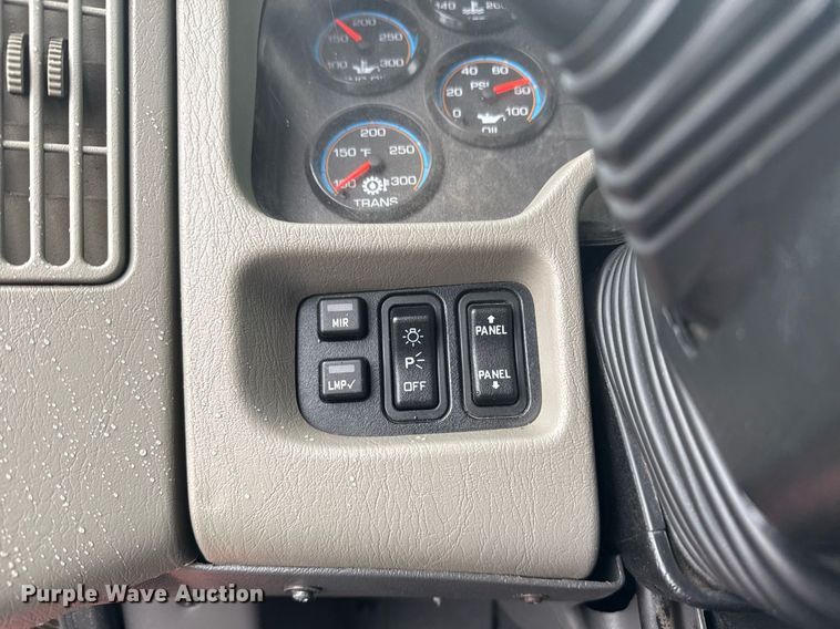 image for item EG2514 2012 International 7600 vacuum truck