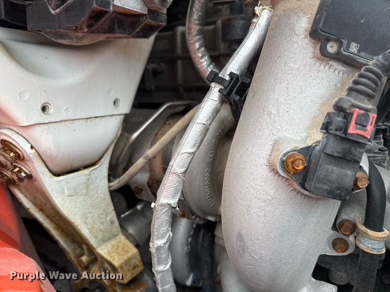 image for item EG2514 2012 International 7600 vacuum truck