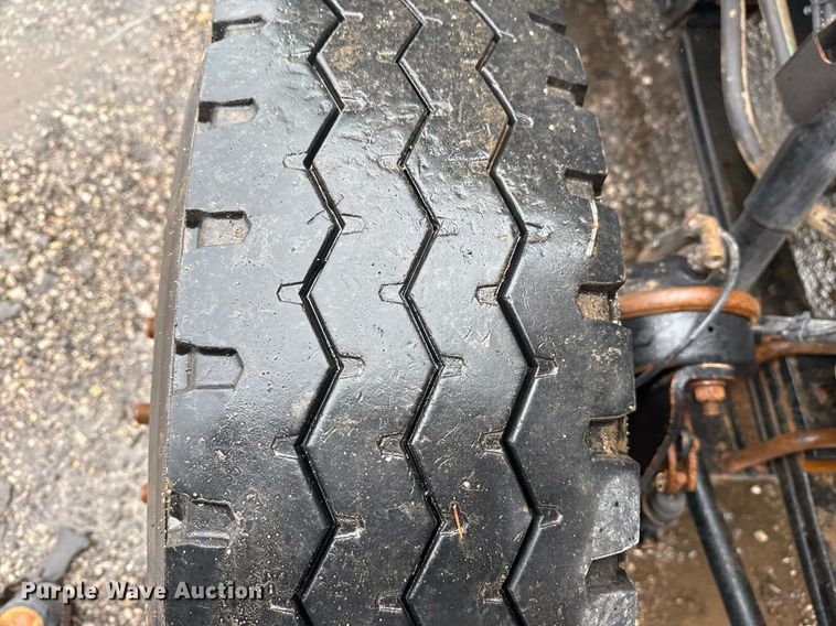 image for item EG2514 2012 International 7600 vacuum truck