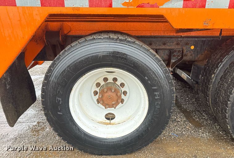 image for item EG2514 2012 International 7600 vacuum truck