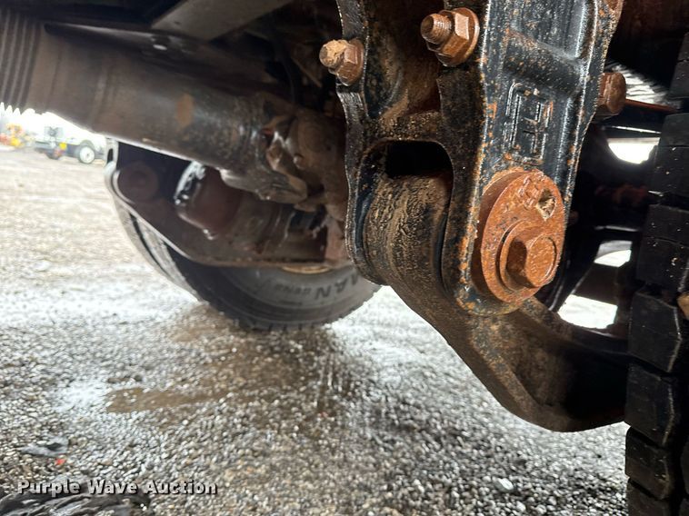 image for item EG2514 2012 International 7600 vacuum truck