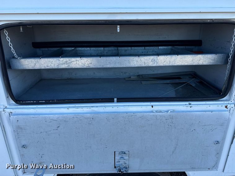 image for item EG2551 2008 Dodge Ram 5500HD bucket truck