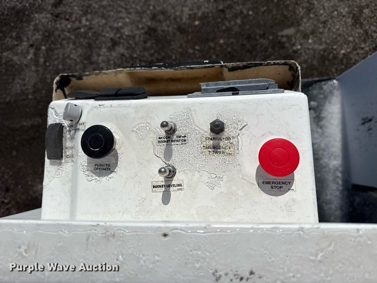 image for item EG2551 2008 Dodge Ram 5500HD bucket truck