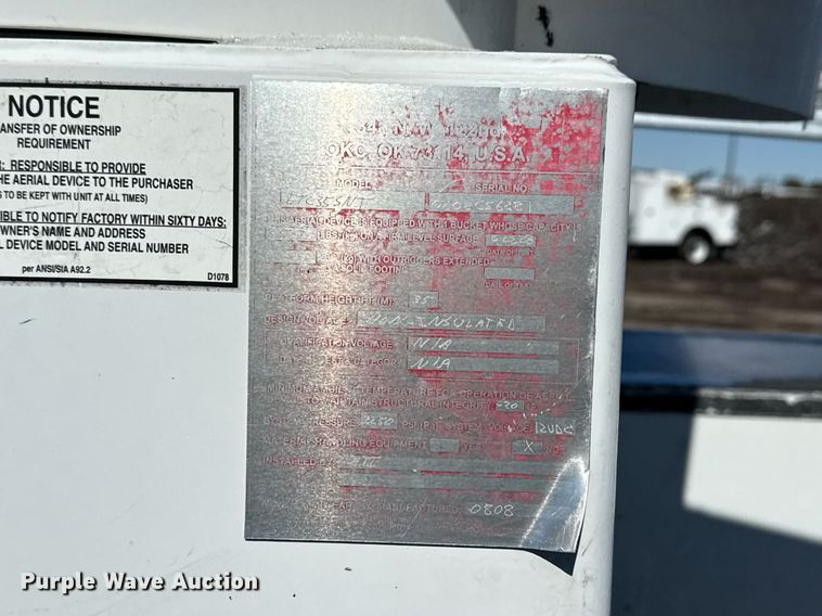 image for item EG2551 2008 Dodge Ram 5500HD bucket truck