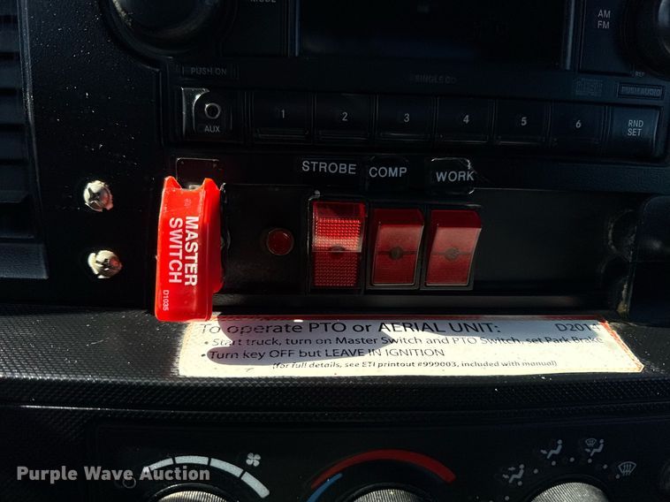 image for item EG2551 2008 Dodge Ram 5500HD bucket truck