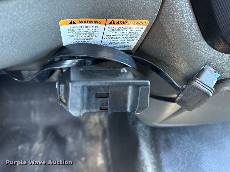 image for item EG2551 2008 Dodge Ram 5500HD bucket truck