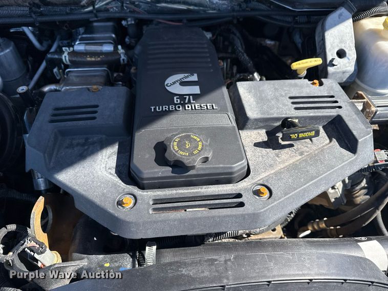 image for item EG2551 2008 Dodge Ram 5500HD bucket truck