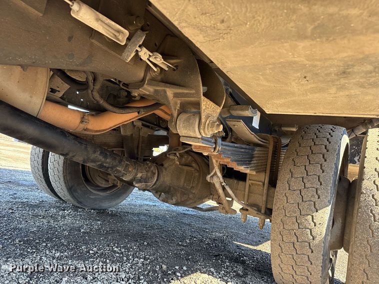 image for item EG2551 2008 Dodge Ram 5500HD bucket truck