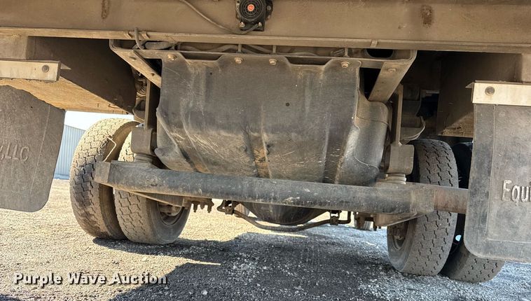 image for item EG2551 2008 Dodge Ram 5500HD bucket truck