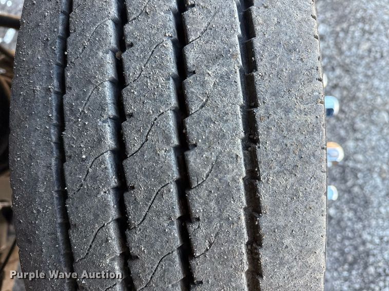 image for item EG2551 2008 Dodge Ram 5500HD bucket truck