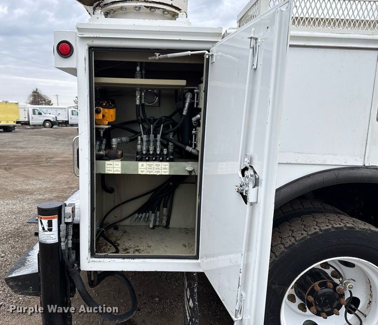 image for item EG2559 2007 Sterling Acterra utility / service truck