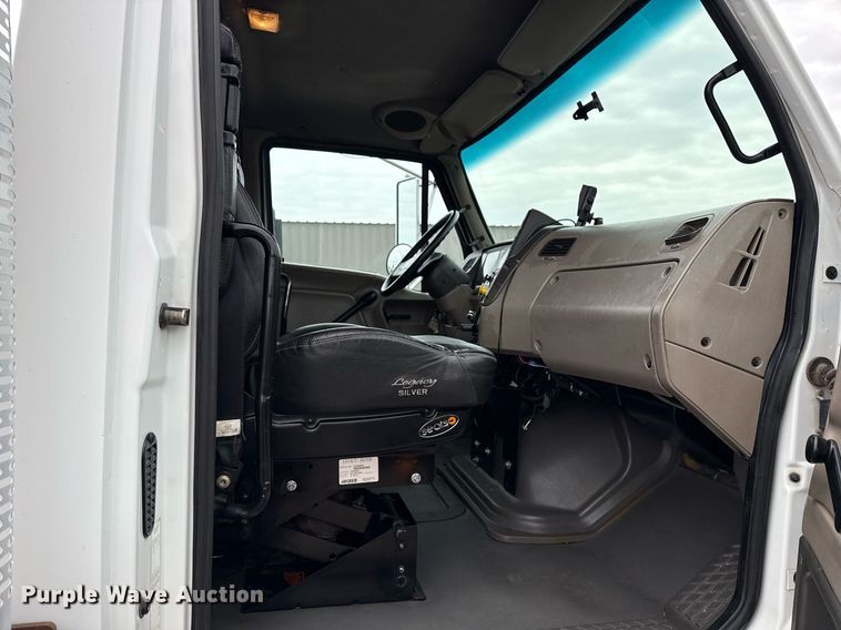 image for item EG2559 2007 Sterling Acterra utility / service truck