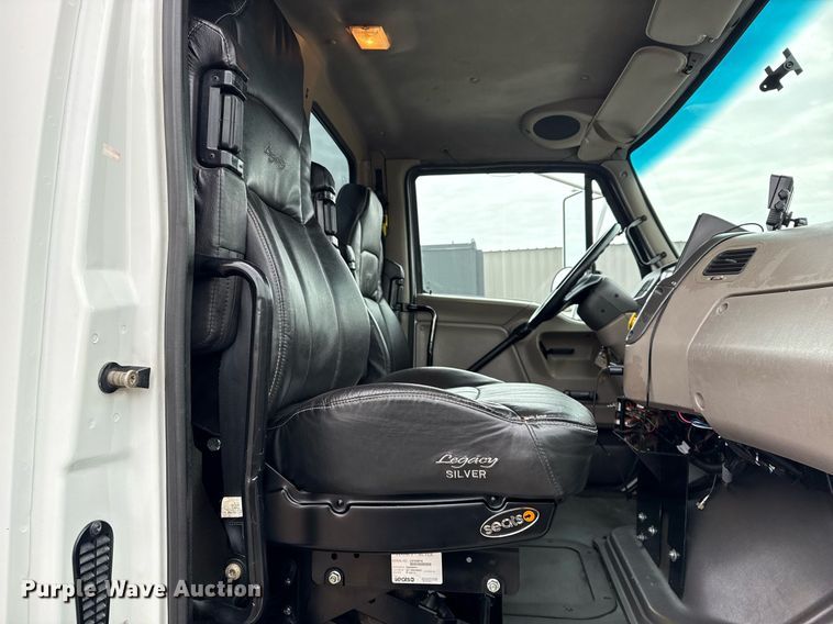 image for item EG2559 2007 Sterling Acterra utility / service truck