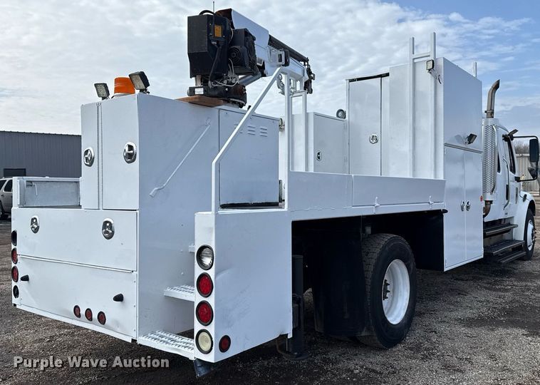 image for item EG2561 2006 Freightliner Business Class M2 Crew Cab utility / service truck