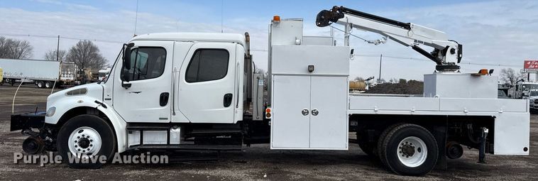 image for item EG2561 2006 Freightliner Business Class M2 Crew Cab utility / service truck