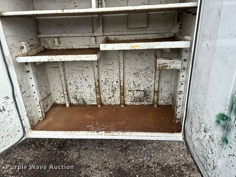 image for item EG2561 2006 Freightliner Business Class M2 Crew Cab utility / service truck