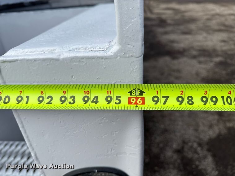 image for item EG2561 2006 Freightliner Business Class M2 Crew Cab utility / service truck