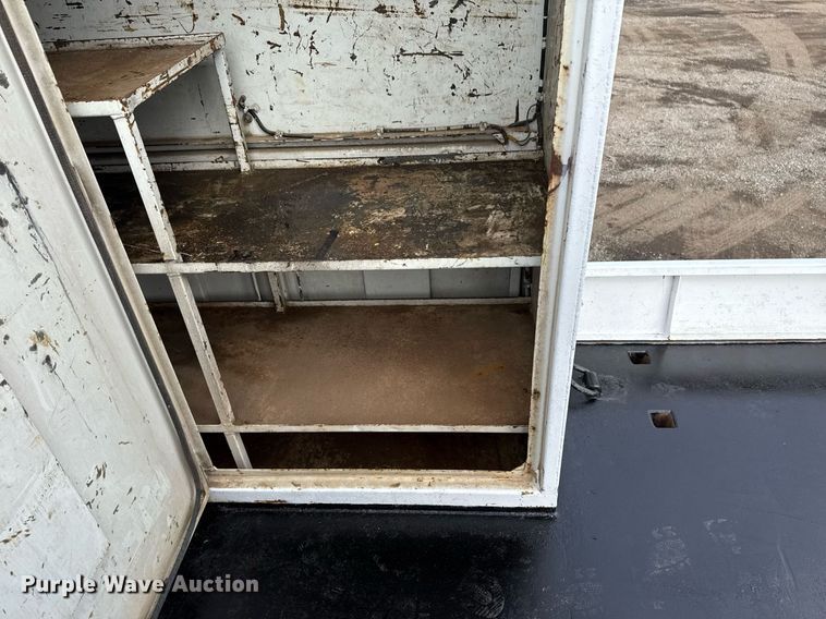 image for item EG2561 2006 Freightliner Business Class M2 Crew Cab utility / service truck