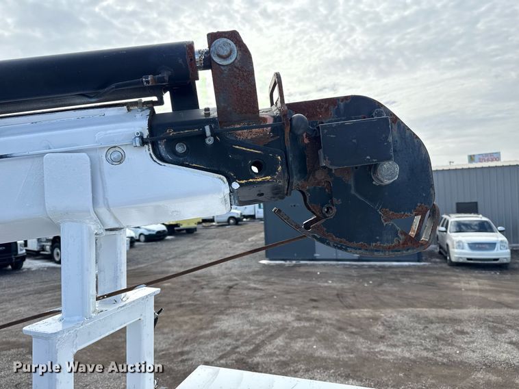 image for item EG2561 2006 Freightliner Business Class M2 Crew Cab utility / service truck