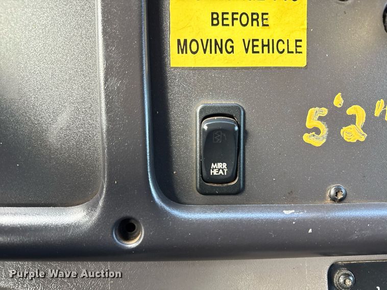 image for item EG2561 2006 Freightliner Business Class M2 Crew Cab utility / service truck