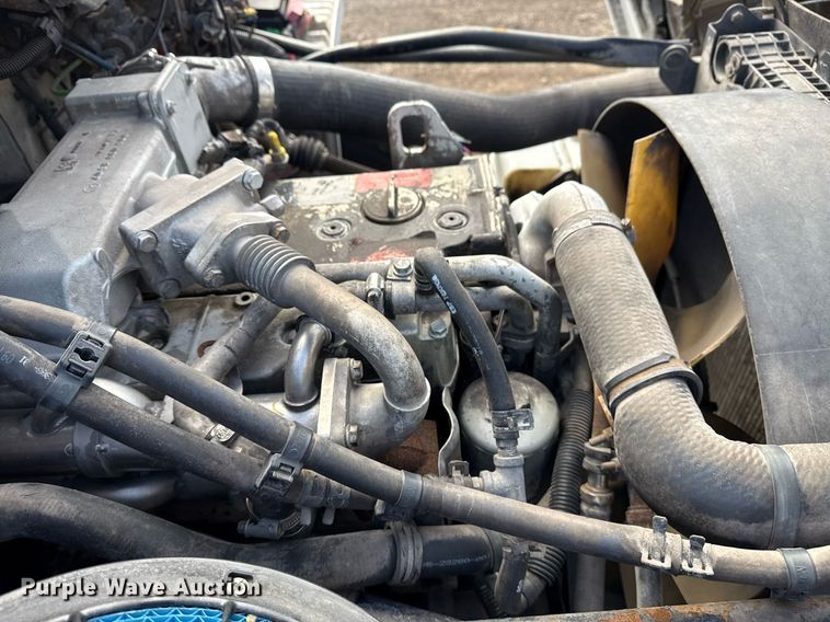 image for item EG2561 2006 Freightliner Business Class M2 Crew Cab utility / service truck