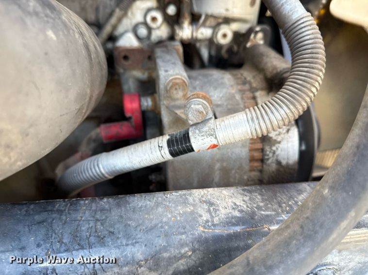 image for item EG2561 2006 Freightliner Business Class M2 Crew Cab utility / service truck