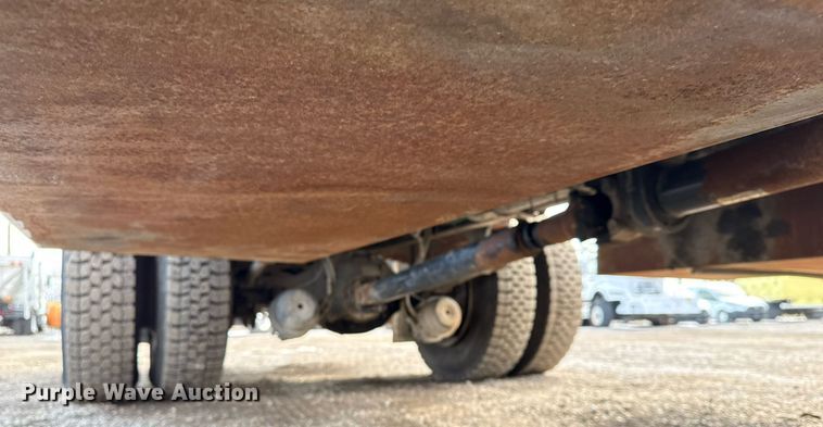 image for item EG2561 2006 Freightliner Business Class M2 Crew Cab utility / service truck