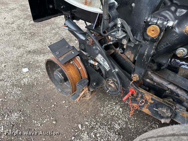 image for item EG2561 2006 Freightliner Business Class M2 Crew Cab utility / service truck