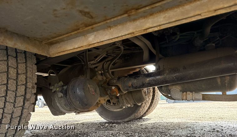 image for item EG2563 2011 Ford F650 Super Duty SuperCab utility / service truck